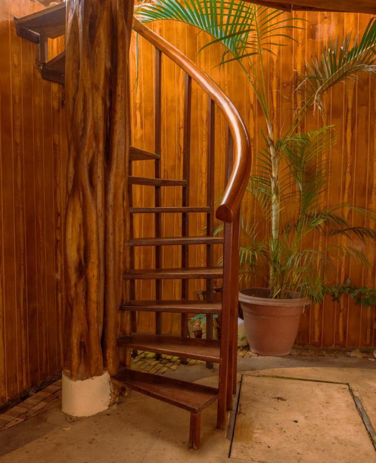 Hostal Poseidon Puerto Cayo Εξωτερικό φωτογραφία