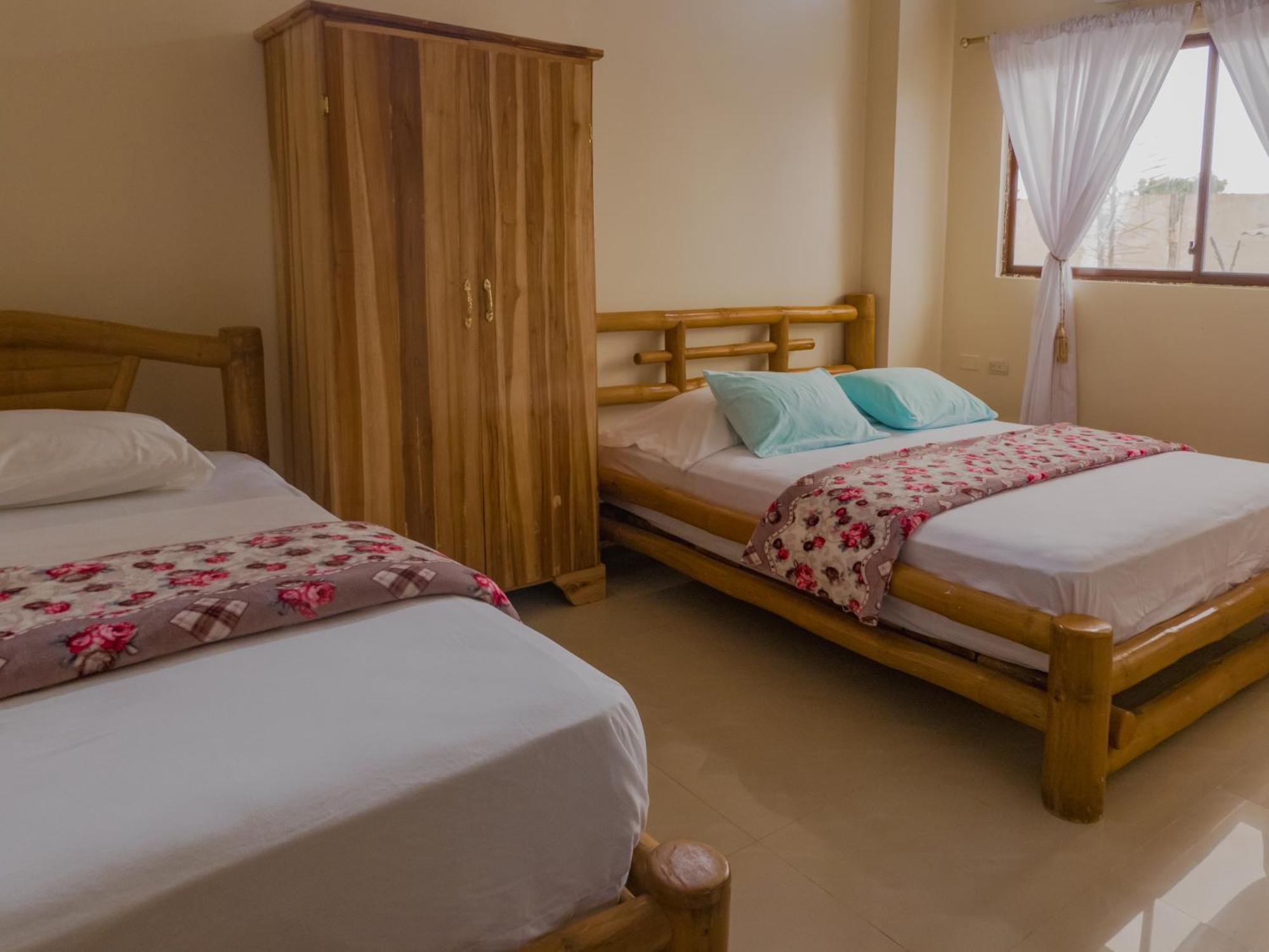 Hostal Poseidon Puerto Cayo Εξωτερικό φωτογραφία